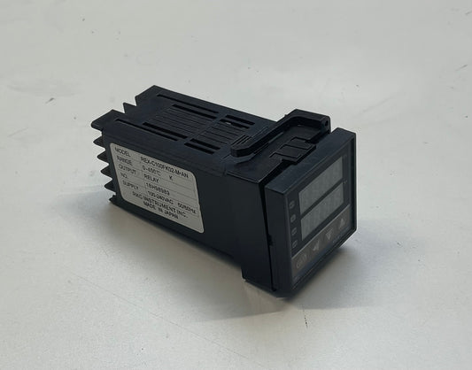 PID temperature controller, REX C100