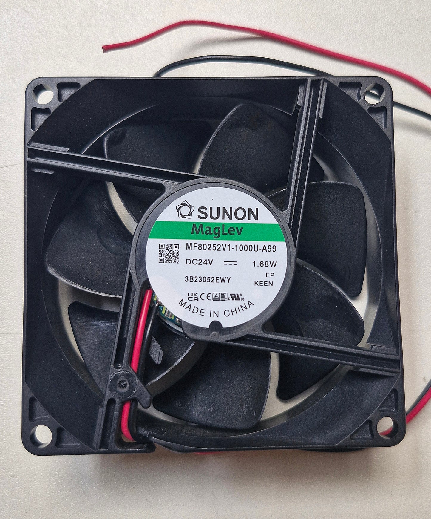 Lüfter DC Brushless/Sunon 80x80×25mm